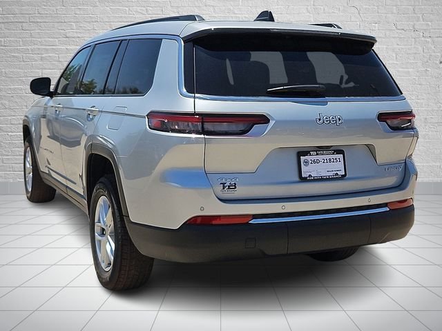 New 2026 Silver Zynith Jeep Laredo image 3