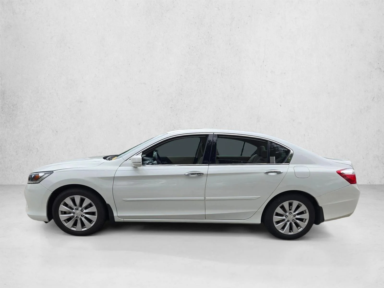 Used 2014 White Orchid Pearl Honda EX-L image 8