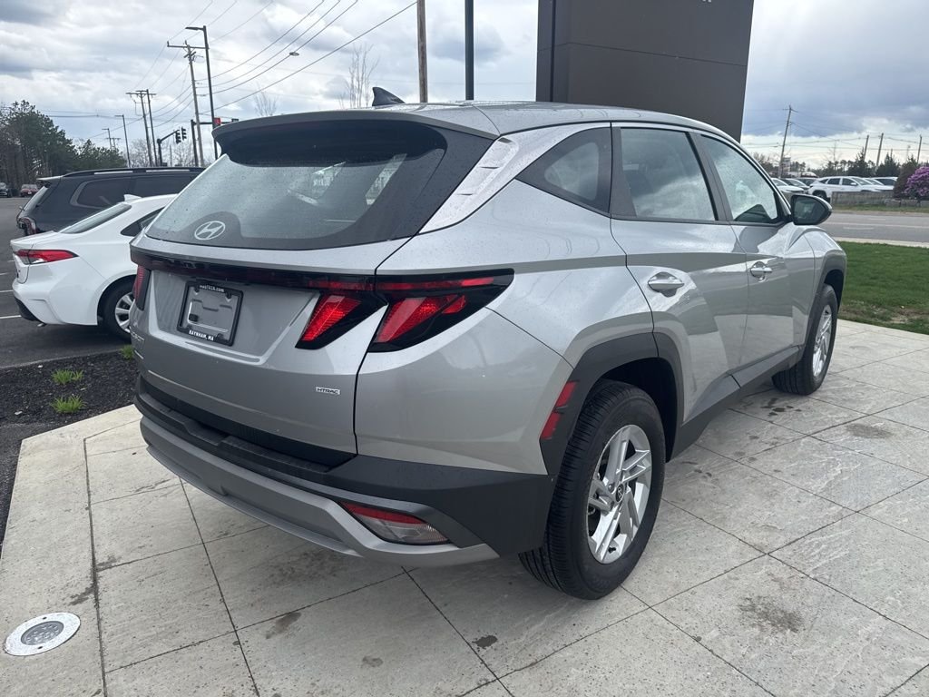 Used 2026 Silver Hyundai SE image 7