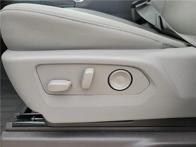 New 2026 Summit White GMC SLT image 15