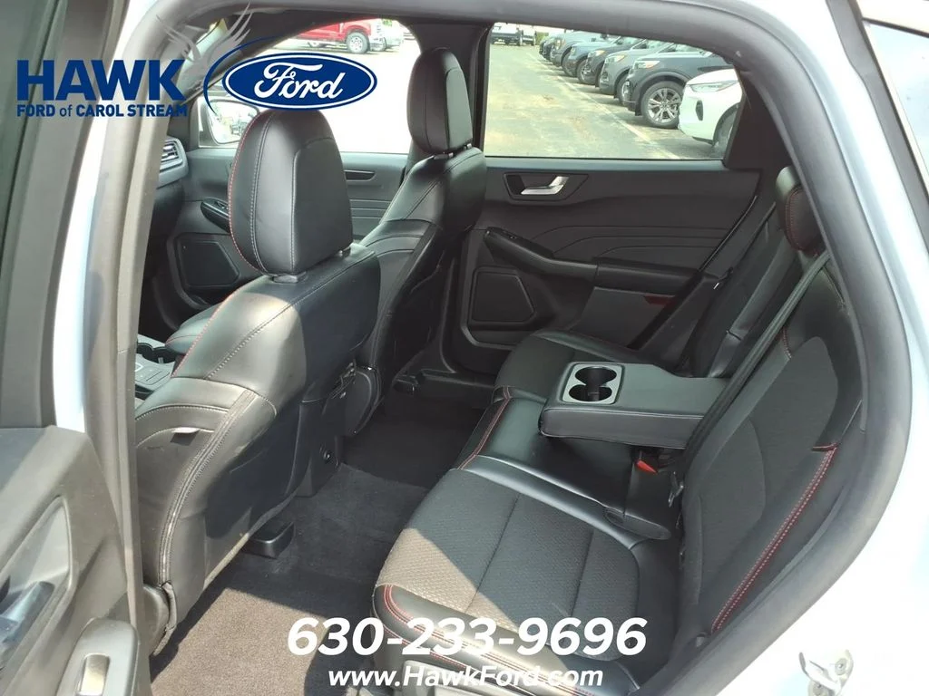 Used 2025 Silver Metallic Ford ST-Line Select image 27
