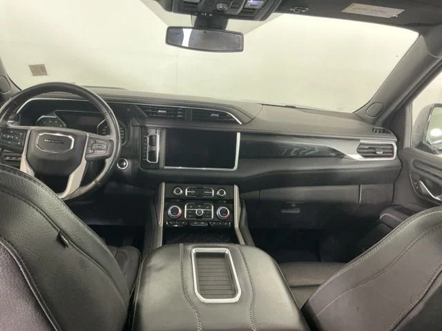 2021 GMC Yukon XL Denali - Photo 24