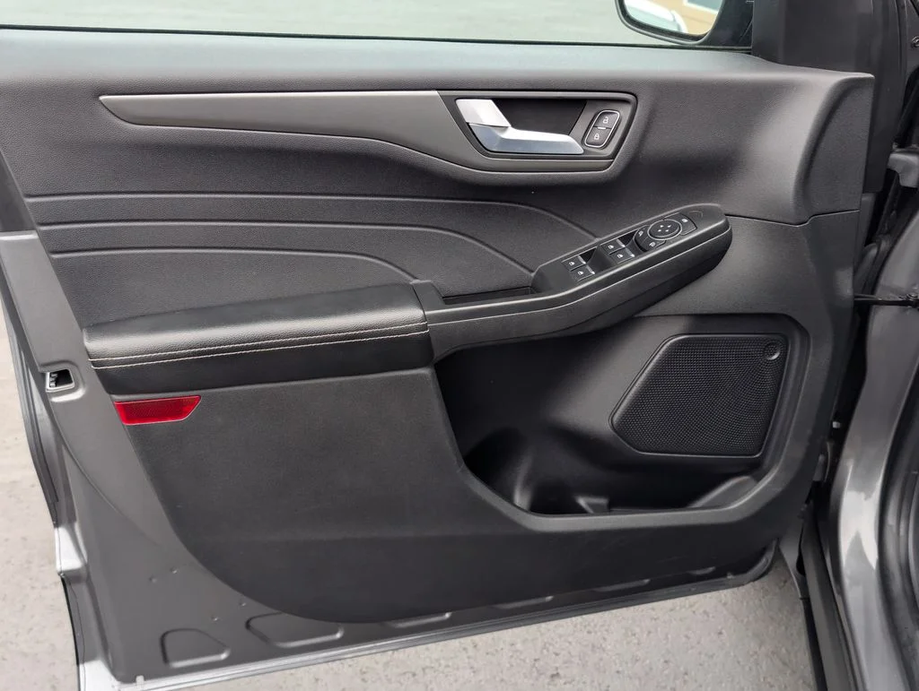 2024 Ford Escape PHEV - Photo 18