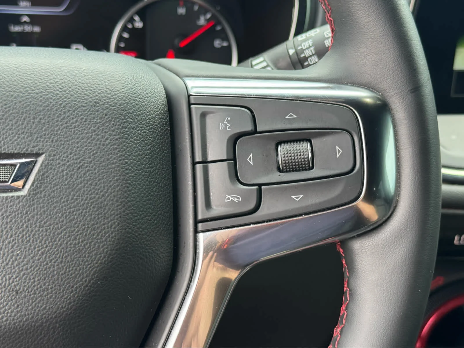 Used 2024 Radiant Red Tintcoat Chevrolet RS image 25