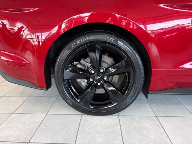 Used 2021 Red Metallic Ford GT image 9
