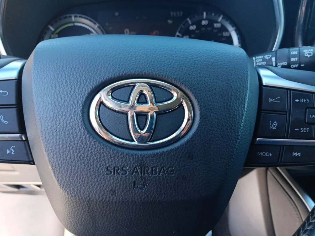 Used 2020 Blueprint Toyota Platinum image 20