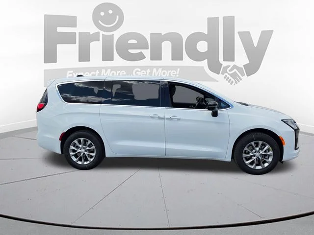 New 2027 Bright White Clear-Coat Exterior Paint Chrysler Select image 4