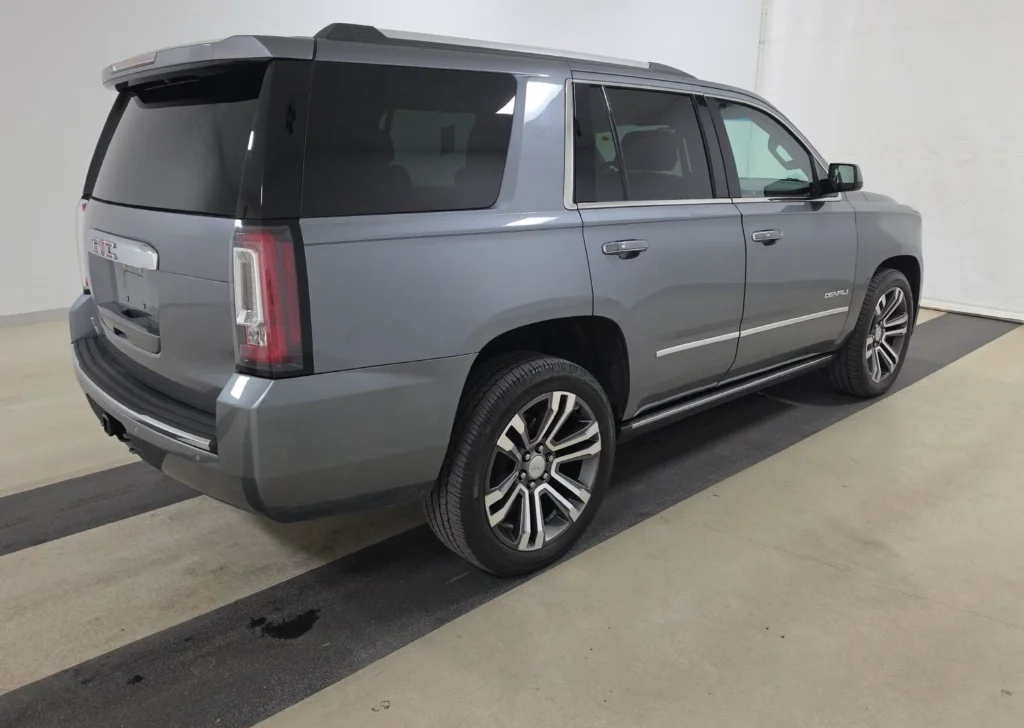 Used 2019 Gray GMC Denali image 2