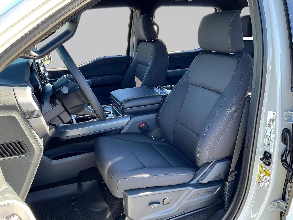 New 2026 Avalanche Ford XLT image 30