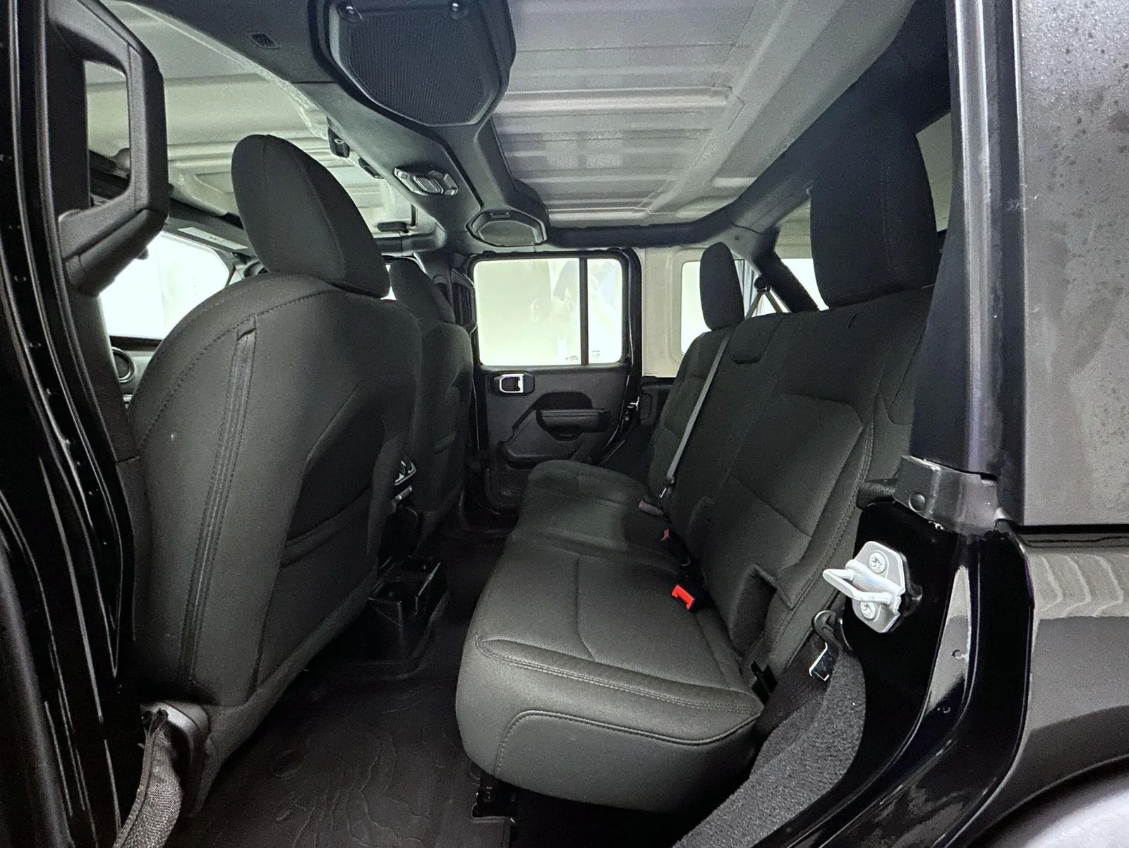Used 2022 Black Jeep Unlimited Sport S image 19