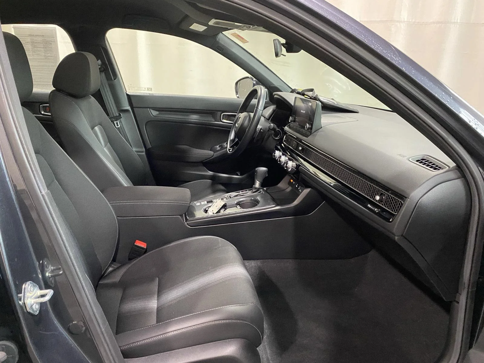 Used 2025 Meteorite Gray Metallic Honda Sport image 11