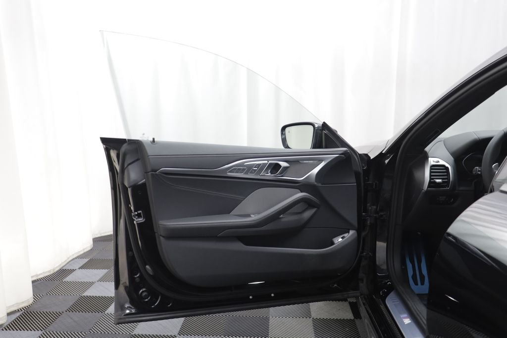 New 2026 Black Sapphire Metallic BMW 840 image 5