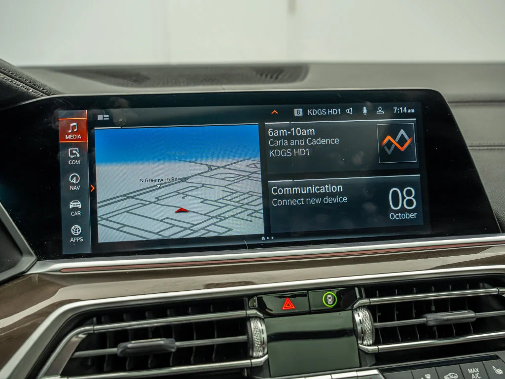 Used 2022 Alpine White BMW xDrive40i image 25