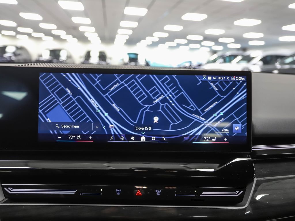 2025 BMW 5 Series 530i - Photo 17