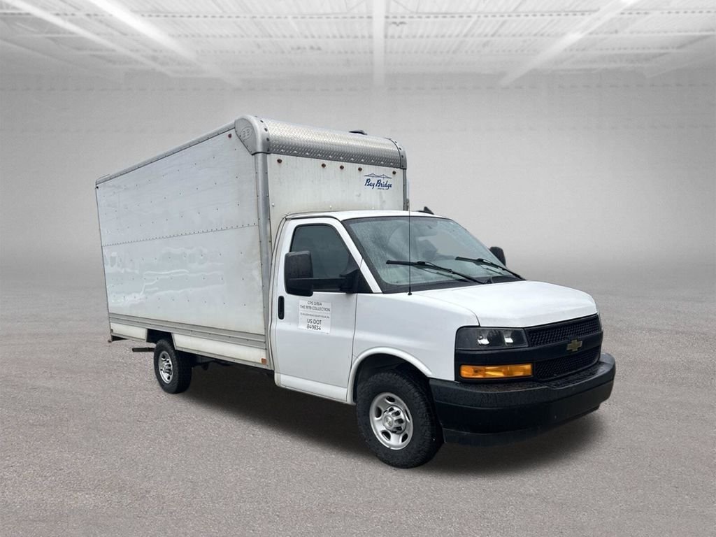 Used 2022 White Chevrolet Work Van image 8