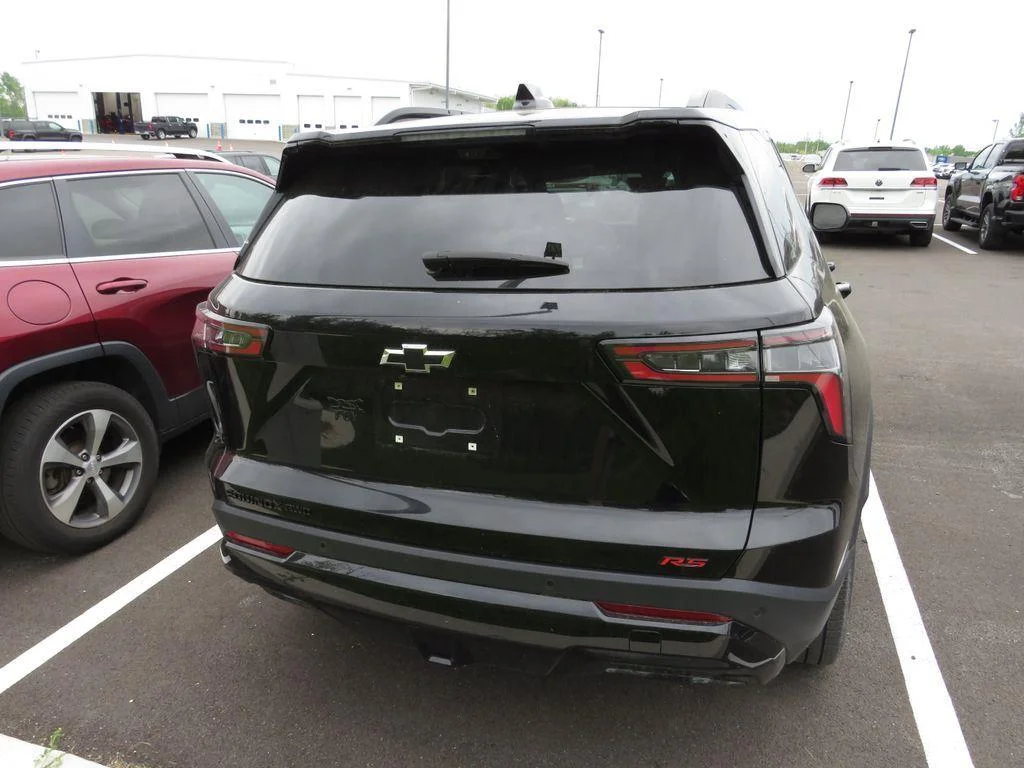 Used 2025 Black Metallic CHEVROLET TRUCK RS image 10