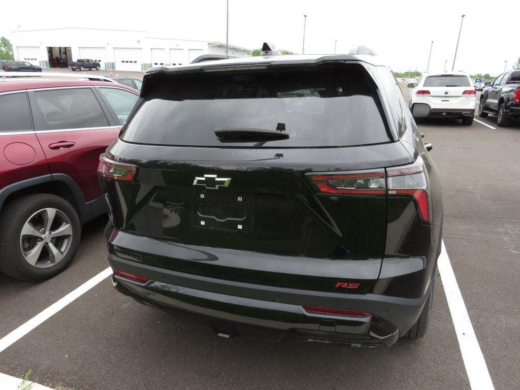 Used 2025 Black Metallic CHEVROLET TRUCK RS image 10