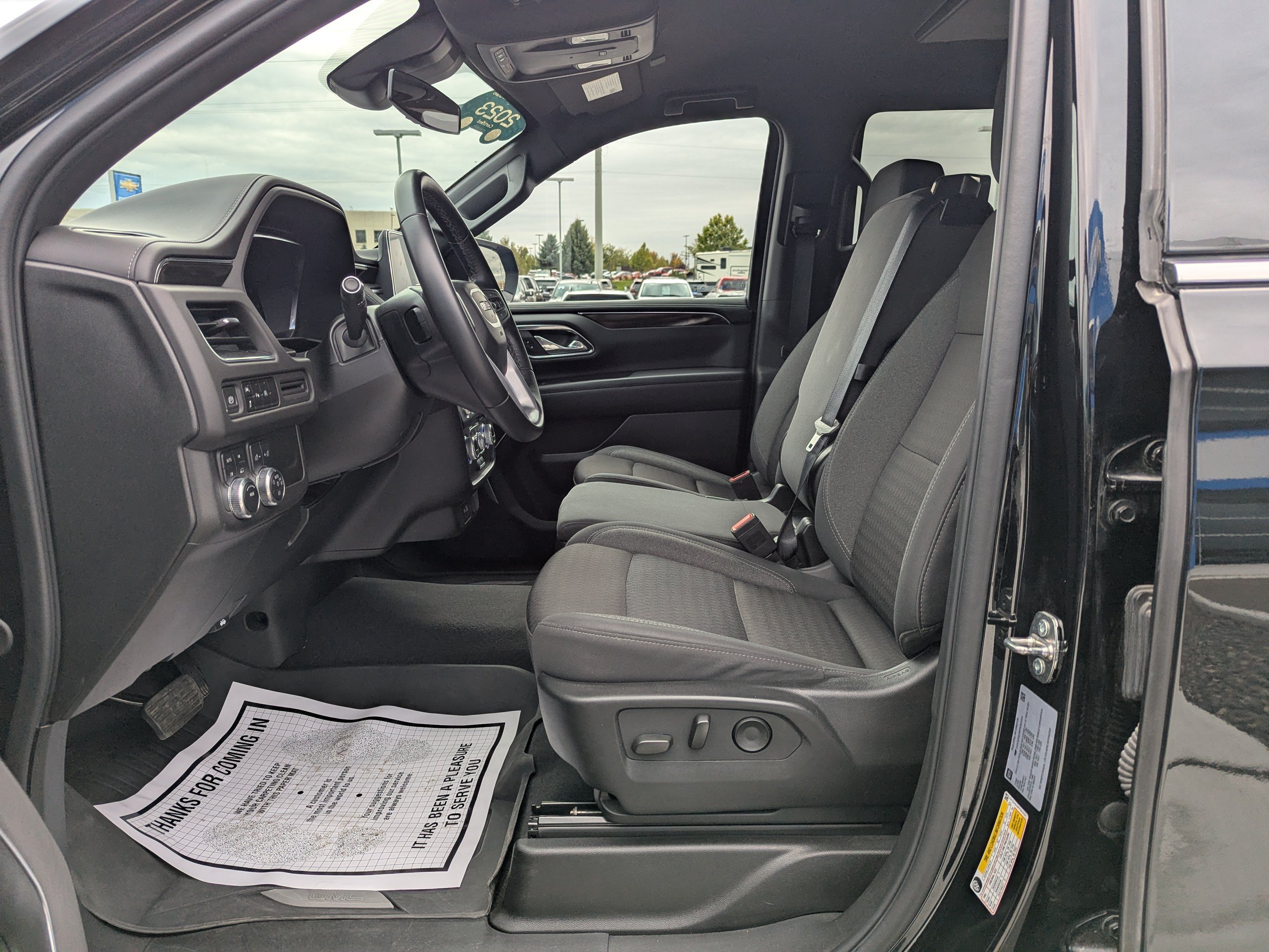 2023 GMC Yukon SLE - Photo 12
