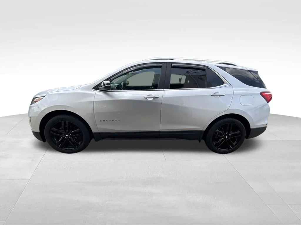 Used 2021 Silver Chevrolet LT image 3