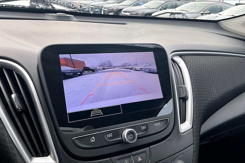 2024 Chevrolet Malibu 1LT - Photo 13