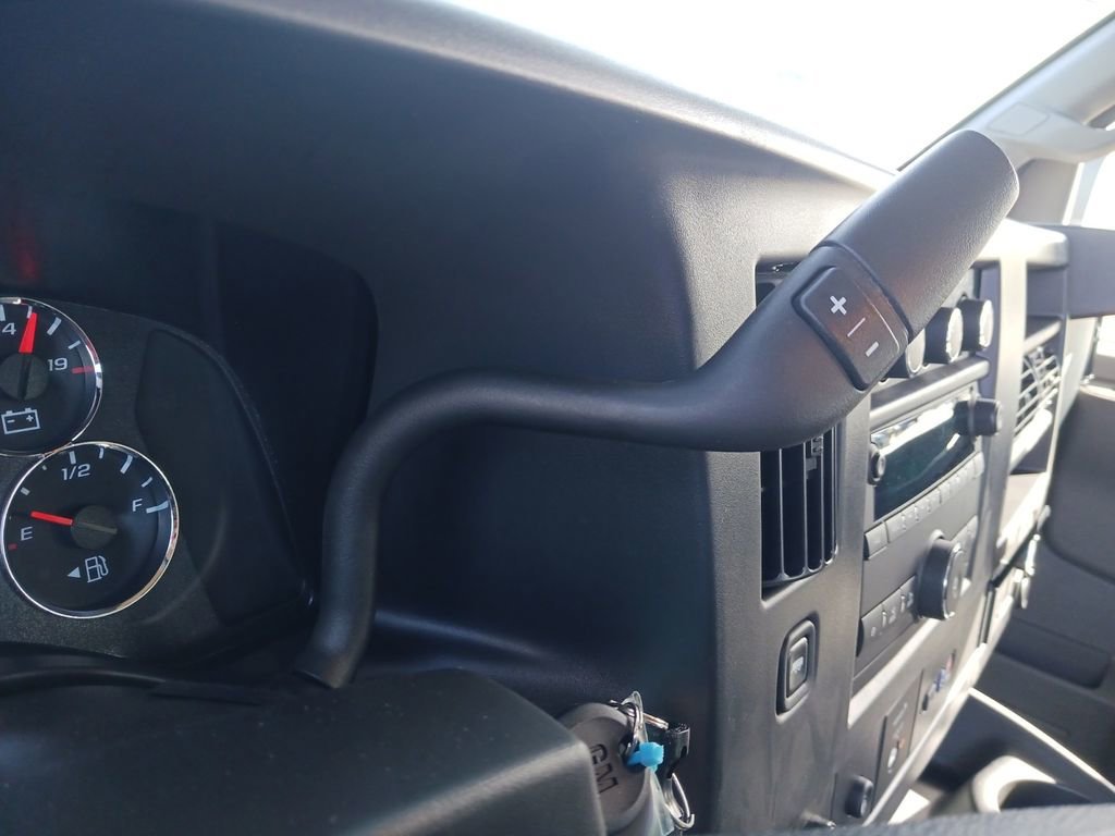 2025 Chevrolet Express Cargo Work Van - Photo 35