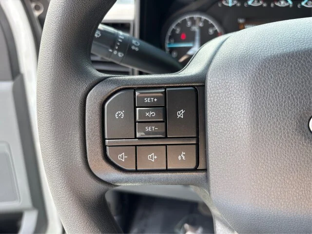 New 2026 Oxford White Ford F-250® XL image 41