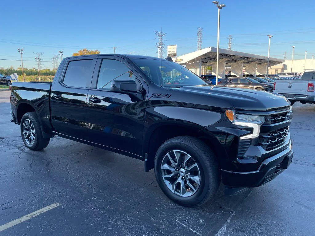 Used 2023 Black Chevrolet RST image 8