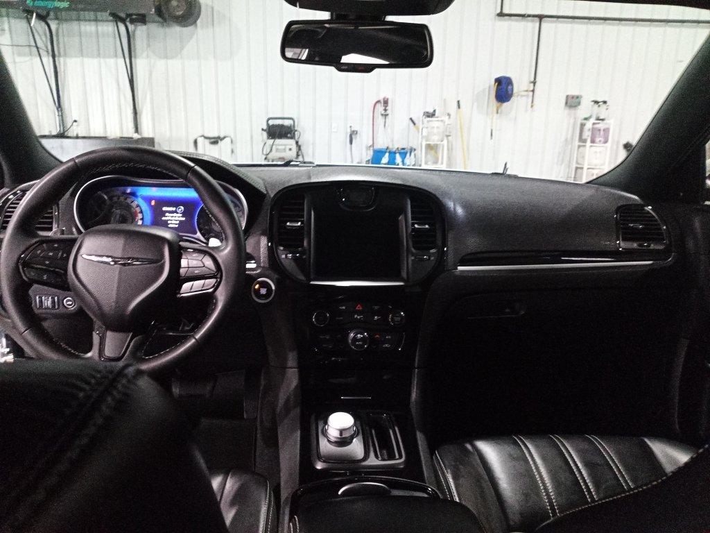 Used 2022 White Chrysler S image 15