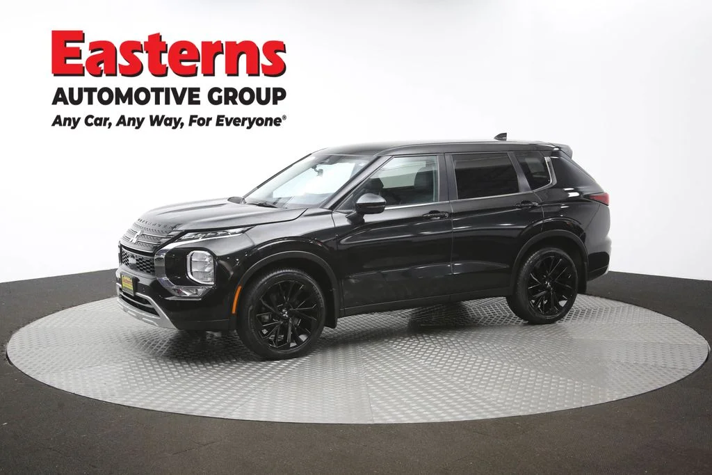 Used 2024 Black Mitsubishi SE image 57
