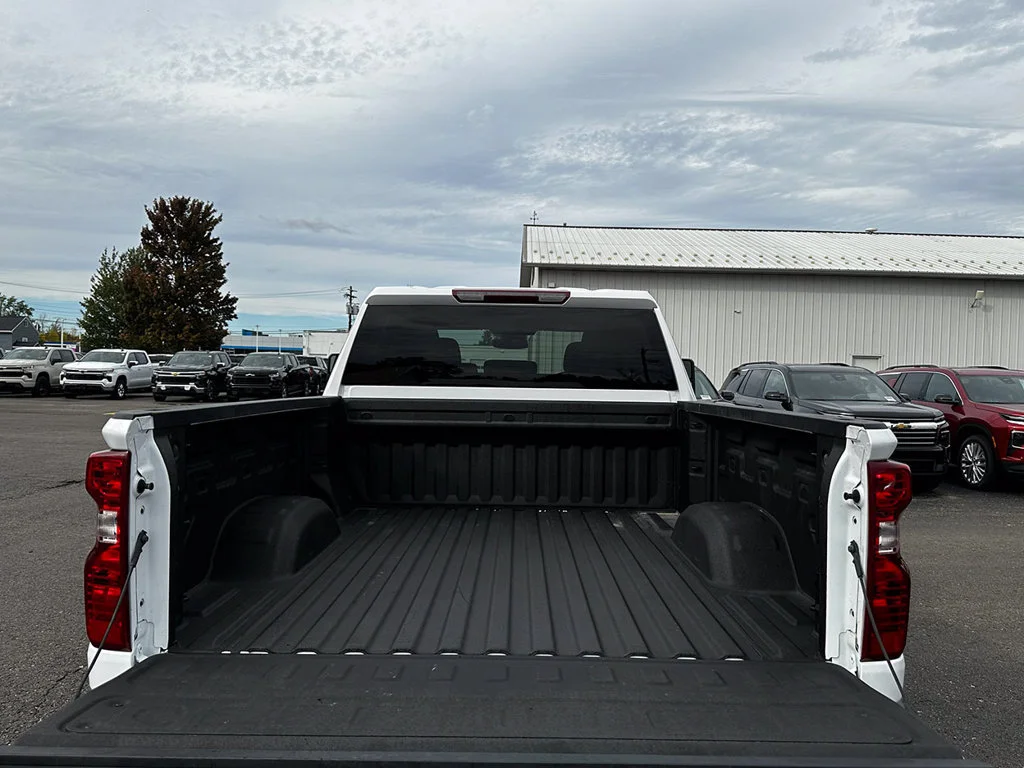 Used 2026 Summit White Chevrolet Custom image 5
