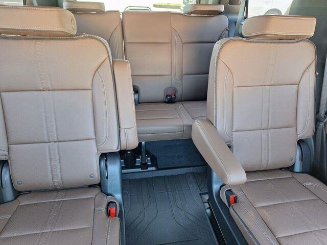 Used 2026 Radiant Red Tintcoat Chevrolet High Country image 34