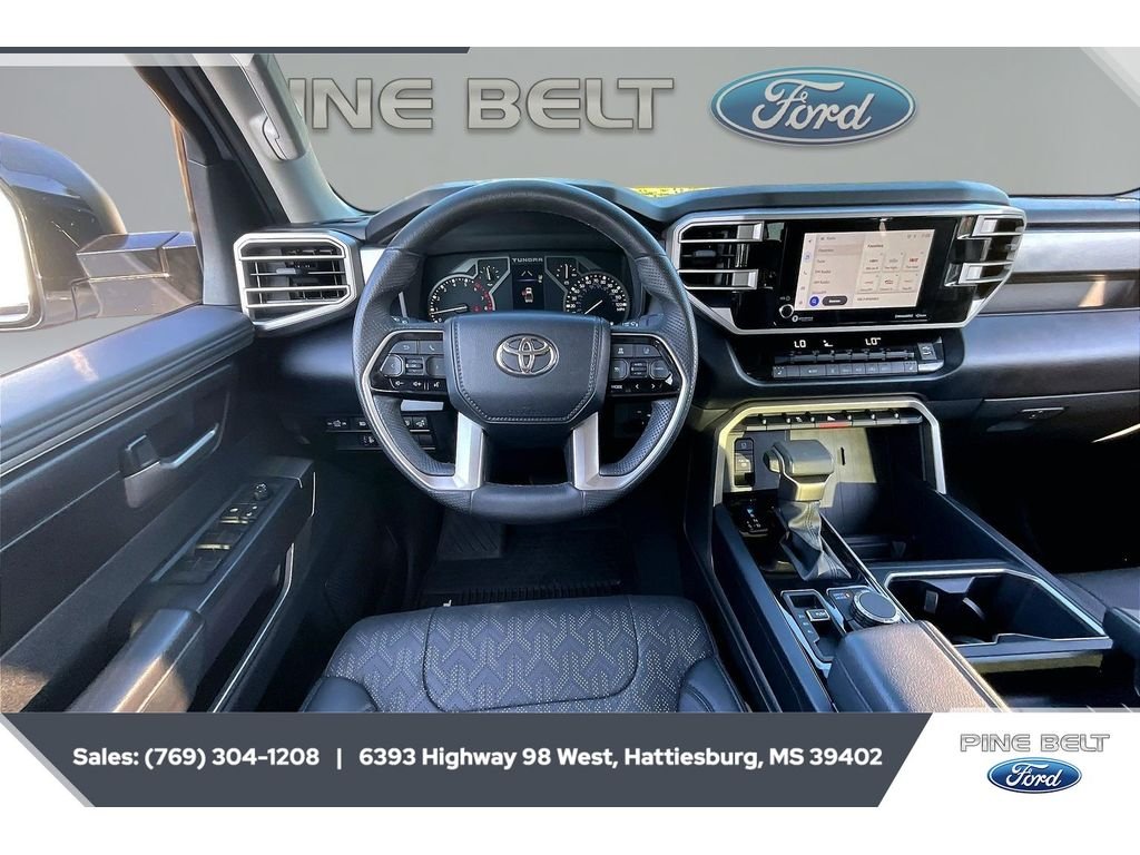 Used 2023 Ice Cap Toyota SR5 image 6
