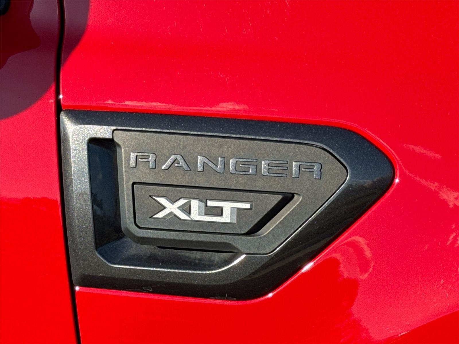 Used 2020 Race Red Ford XLT image 17