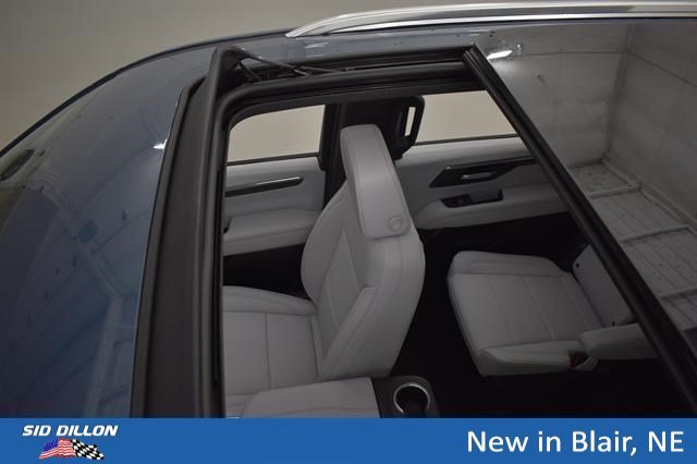 2026 Chevrolet Tahoe Premier - Photo 8