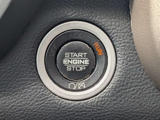 Certified Used 2019 White Ram Laramie image 31