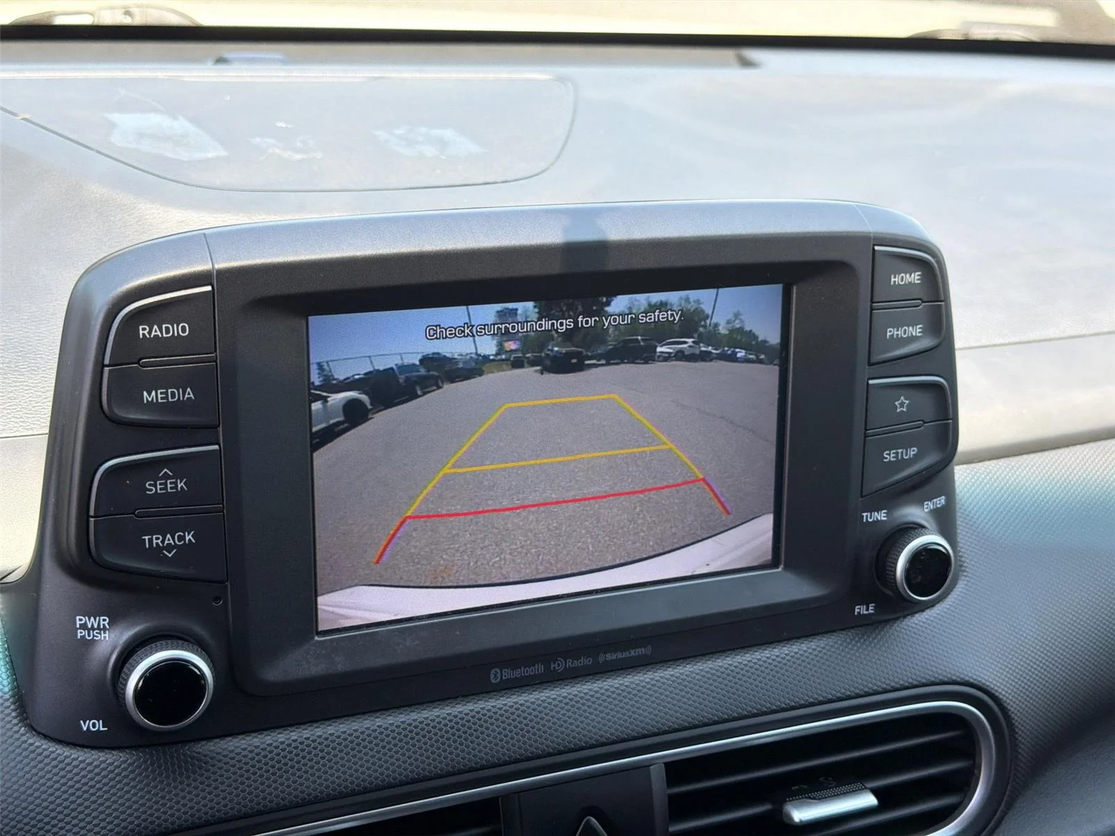 Used 2018 Chalk White Hyundai SEL image 18