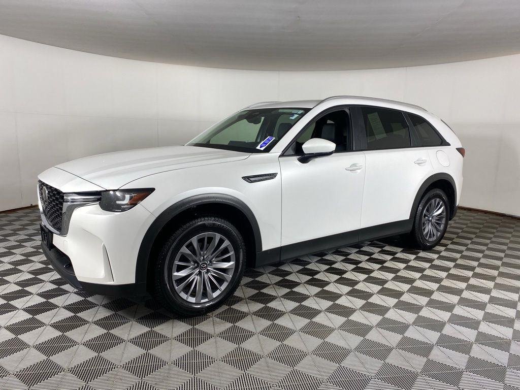 Used 2024 White Mazda 3.3 Turbo Select image 3