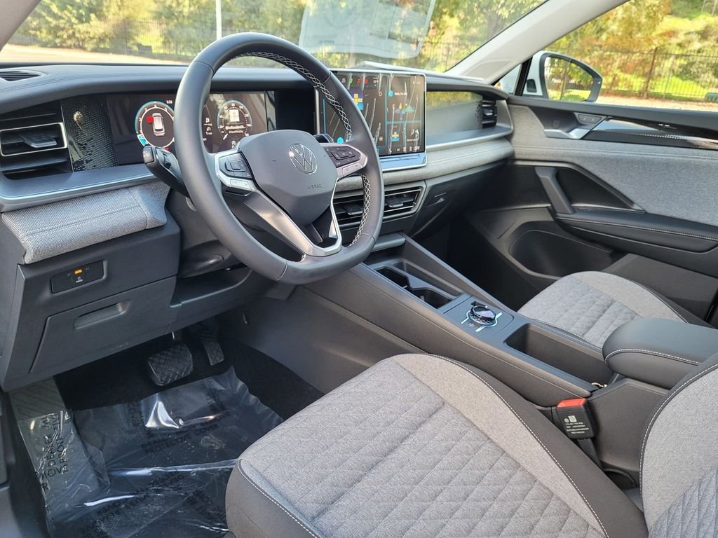 New 2026 White/off-white Volkswagen S image 10