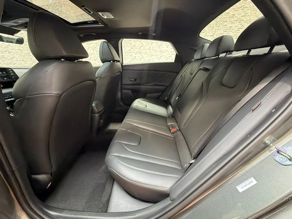 New 2026 Amazon Gray Hyundai SEL Sport image 15
