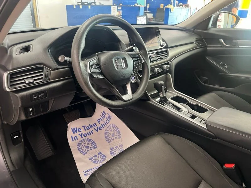 Used 2022  Honda LX image 18