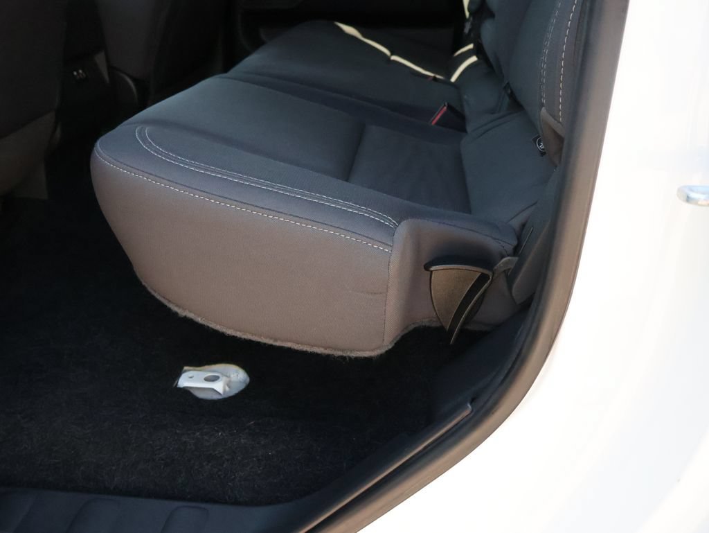 2022 Nissan Frontier SV - Photo 21