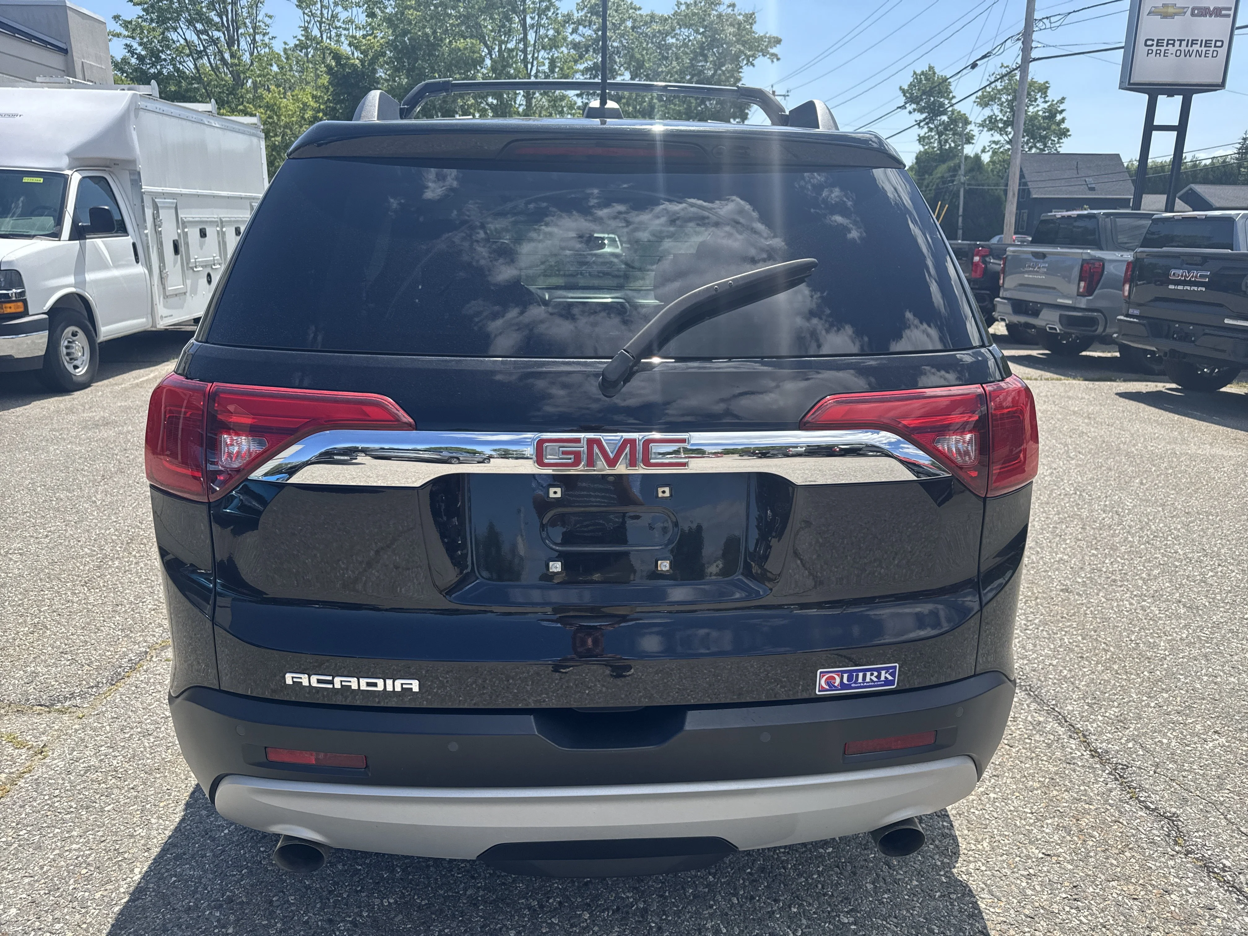 Used 2017 Ebony Twilight Metallic GMC SLT image 6