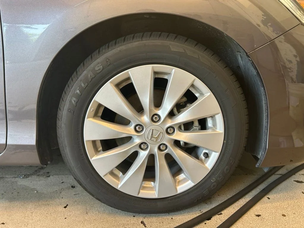 Used 2015 Gray Honda EX-L image 8