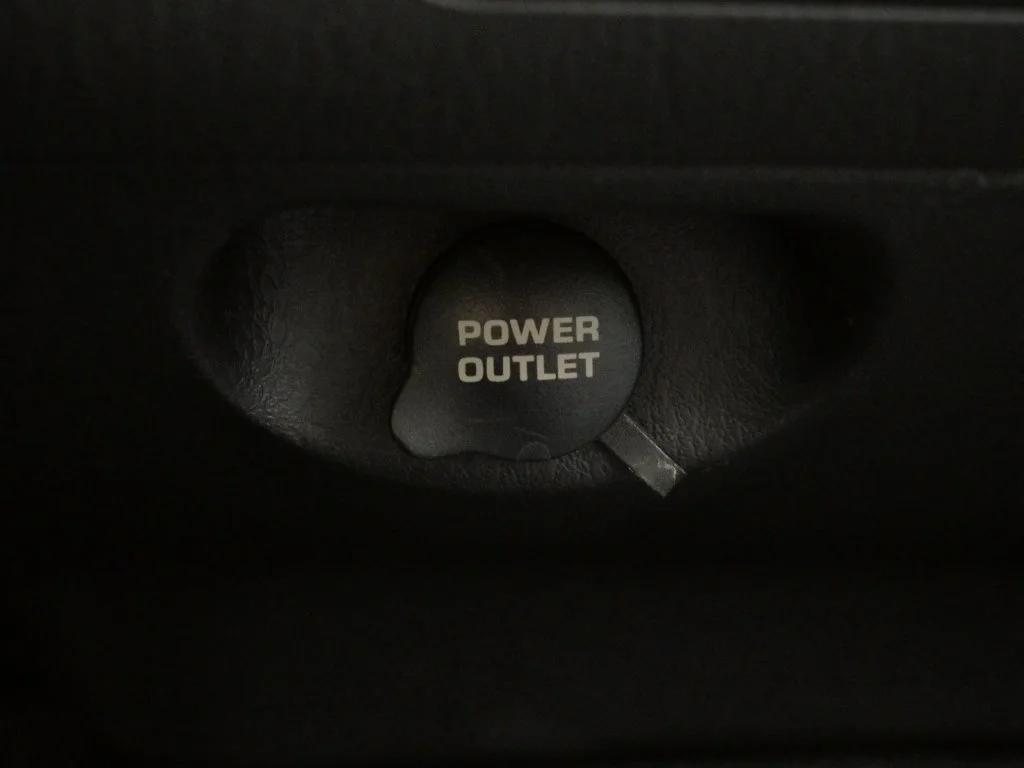 Used 2002  Dodge Sport image 28