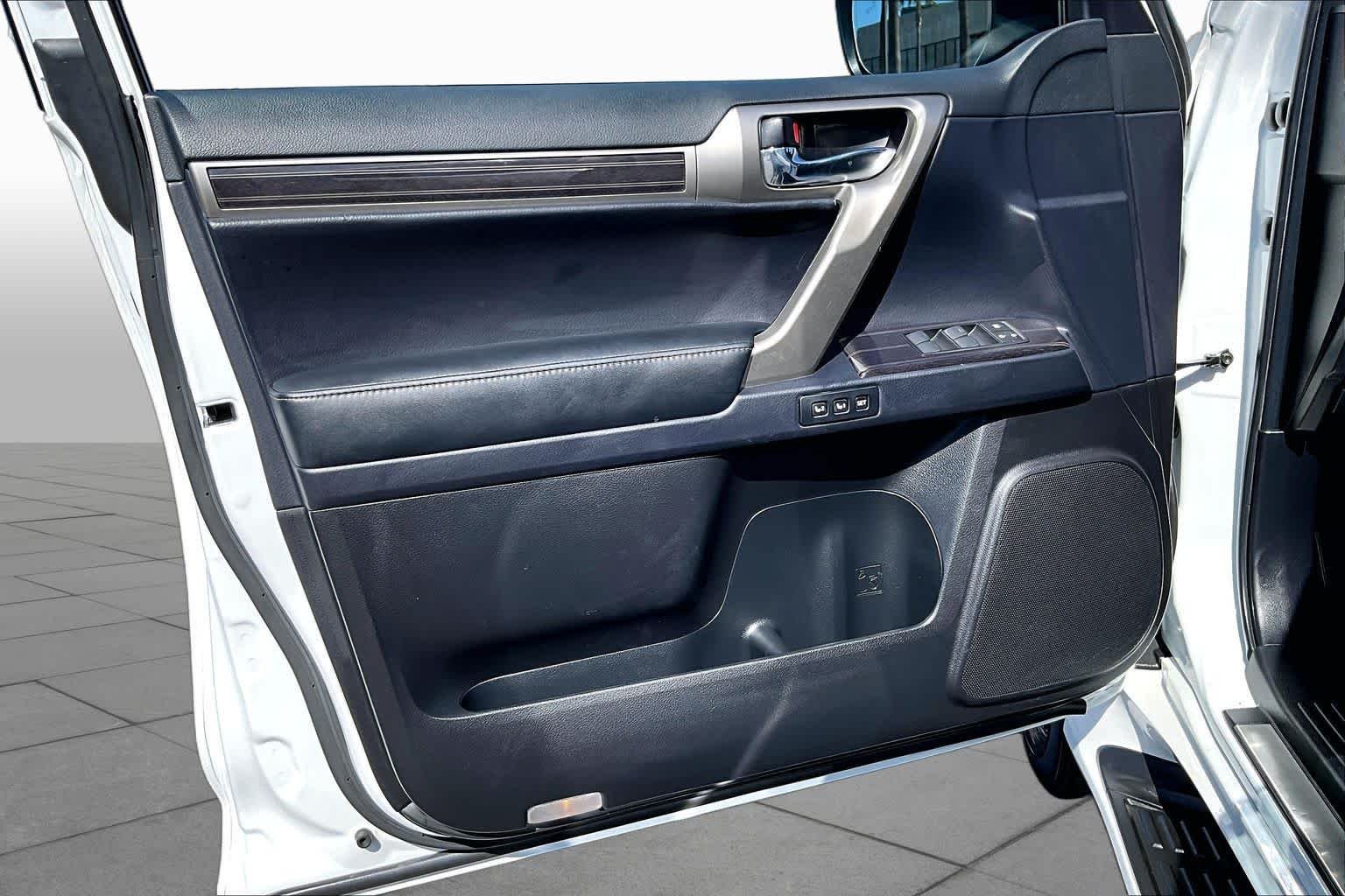 Used 2021 Starfire Pearl Lexus Premium image 20