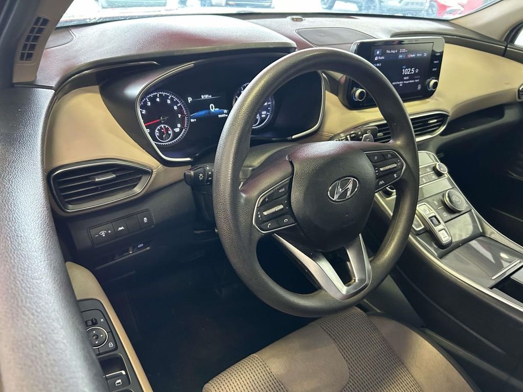 Used 2023 Red Hyundai SE image 12