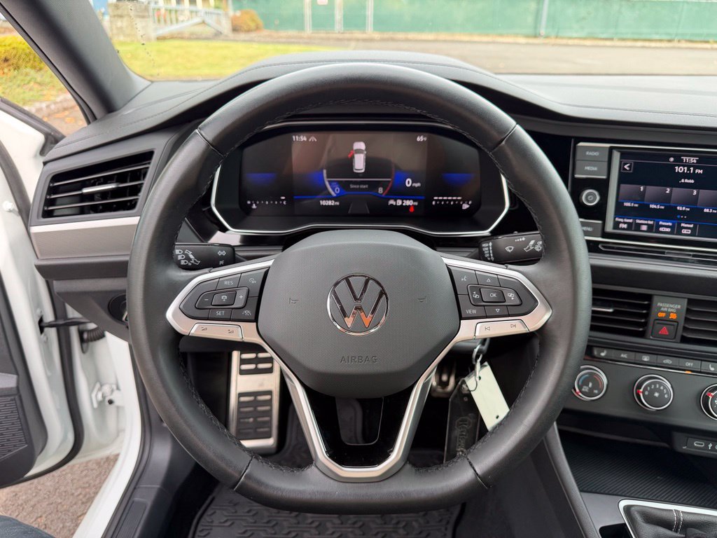 Used 2024 Pure White Volkswagen 1.5T Sport image 20