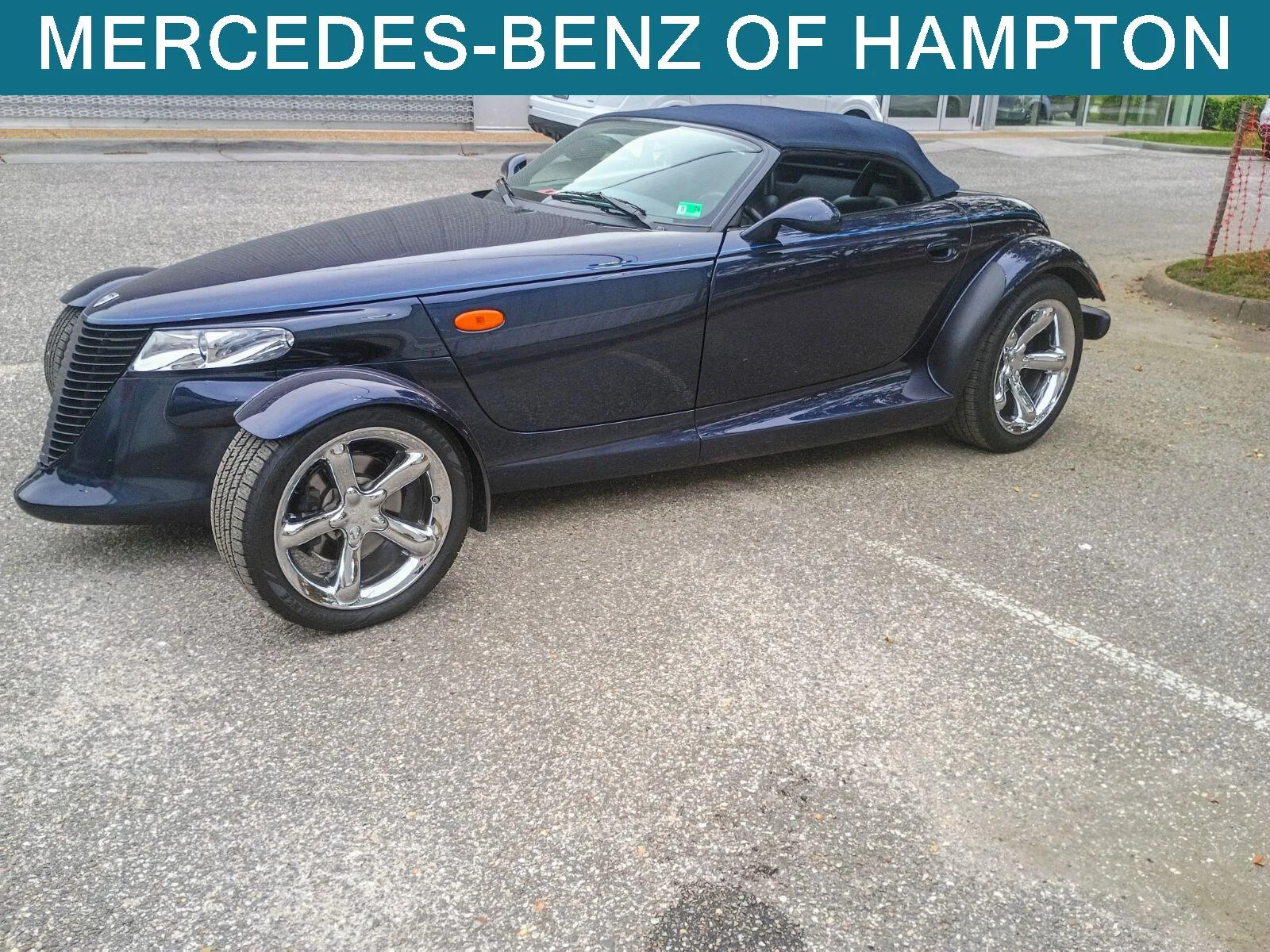Used 2001 Prowler Midnight Blue Pearl Plymouth Roadster image 2