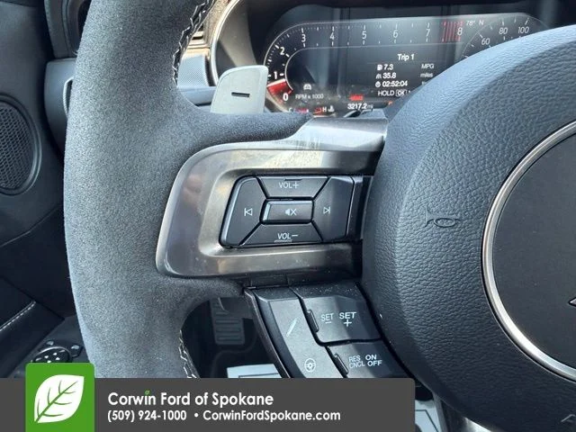 Used 2022 Orange Ford Shelby GT500 image 23
