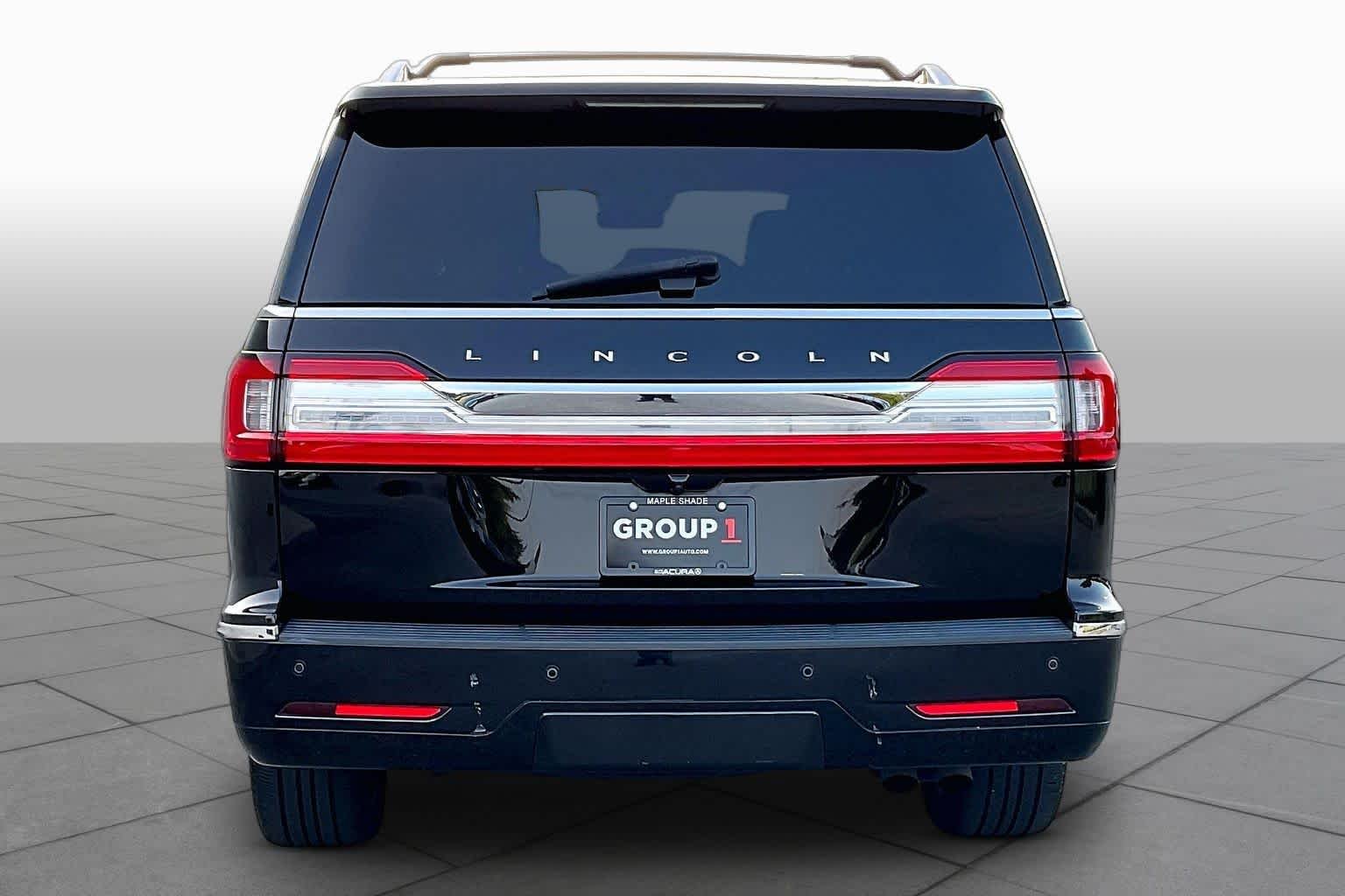 Pre-Owned 2021 Lincoln Navigator L Reserve
